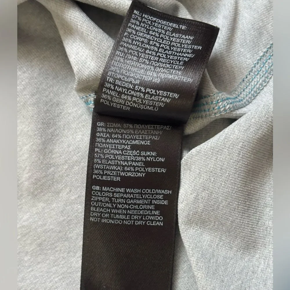 The North Face Black/Gray and Teal Men’s Pullover Mountain Athletic Tee Size L/G